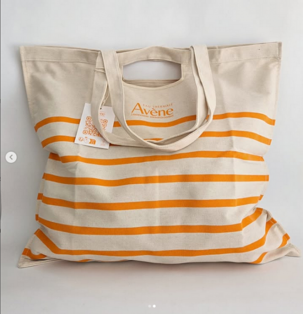 AVENE TORBA ZA PLAŽU-POKLON